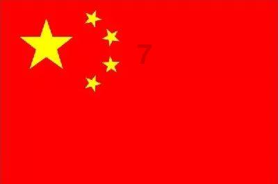 导盲犬参加毕业考，面对诱惑不为所动，我们是专业的！